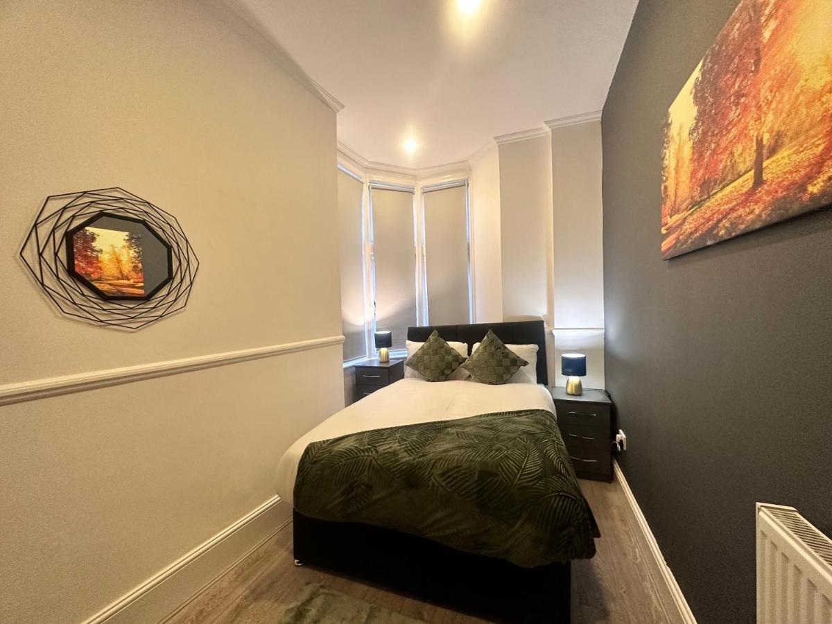لندن Kensington High Street Apartment المظهر الخارجي الصورة